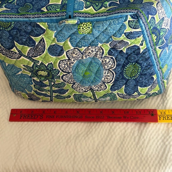 Vera Bradley extra large duffle bag blue green floral - Picture 8 of 16